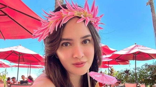 Potret Shandy Aulia liburan di Hawaii (Instagram/@shandyaulia)