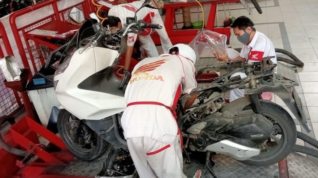 Selain Biker, Motor Kesayangan Perlu Proteksi Asuransi