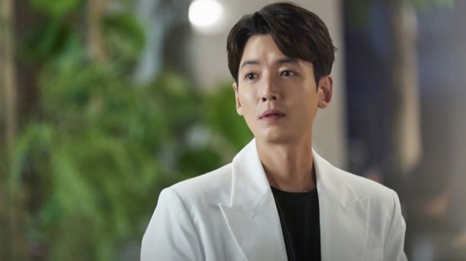 Jadi Pengacara, Jung Kyung Ho Digaet Bintangi Drama Karya Penulis 'D.P.'