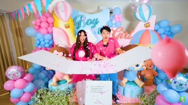 Momen gender reveal Sisca Kohl dan Jess No Limit (YouTube/Jess No Limit)