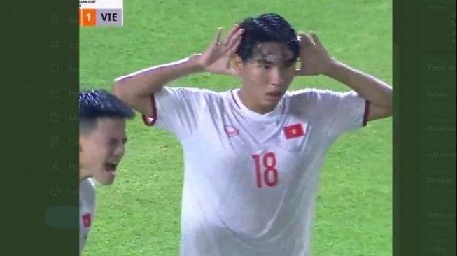 Selebrasi Dinh Xuan Tien saat Kualifikasi Piala Asia U-20 2023 (Twitter/Mata_Air99)