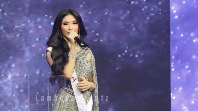 Angela Lillo Runner Up ke-3 Miss Universe Bantah Ada Pelecehan Seksual (Instagram/@angelaylillo)