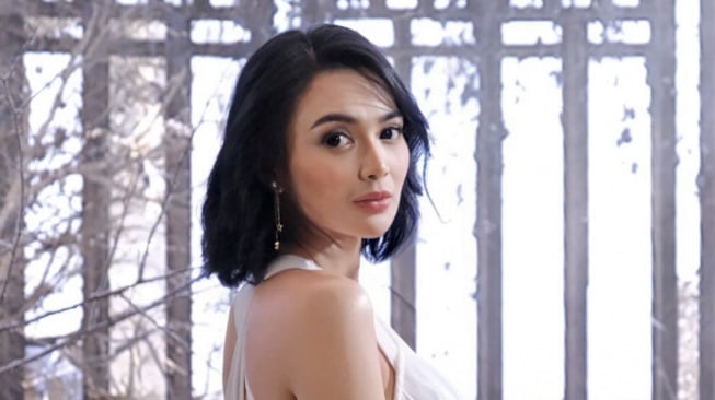 Buktikan Sebagai Seorang Penyanyi, Wika Salim Rilis Single Bagaikan Pohon Tumbang