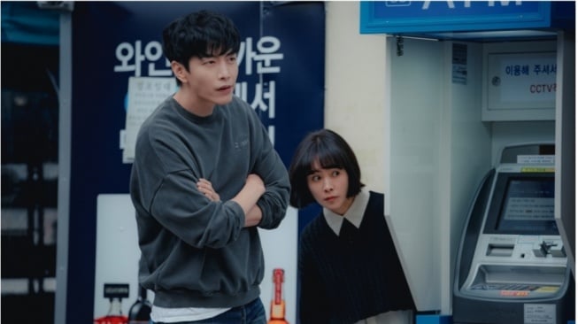 Spoiler 'Behind Your Touch' Episode 6: Han Ji Min Hadapi Bahaya Tak Terduga