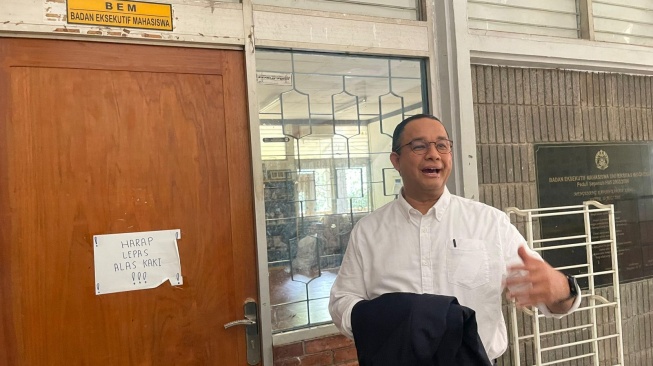 Bakal calon presiden (capres) Koalisi Perubahan untuk Persatuan, Anies Baswedan, mengungjungi Sekretariat Badan Eksekutif Mahasiswa Universitas Indonesia atau BEM UI, Selasa (29/8/2023). (ist/ dok. Anies)