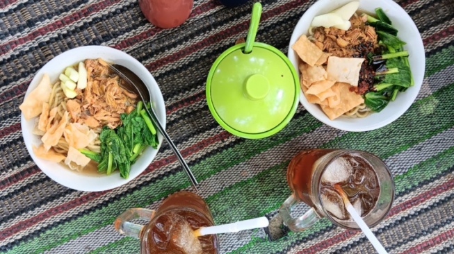 Mie Ayam Mastrip Nganjuk, Kuliner Zaman Dulu yang Tak Lekang oleh Waktu