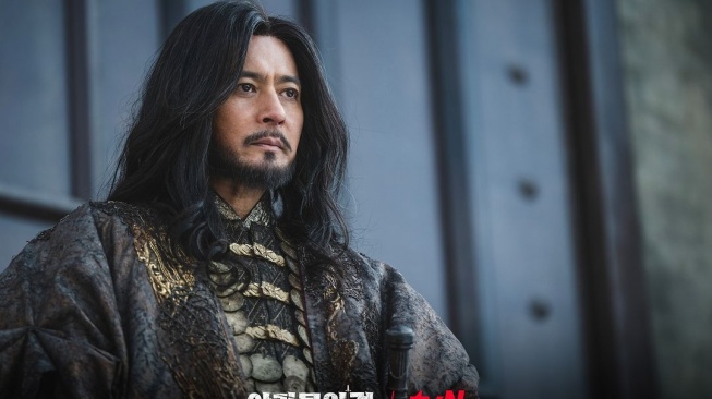 Potret Jang Dong Gun di Arthdal Chronicles: The Sword of Aramun (Instagram/@tvn_drama)