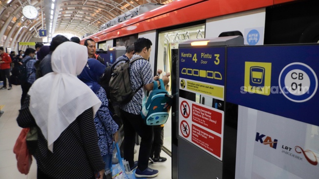 Segini Jumlah Penumpang LRT Jabodebek Setelah Beroperasi 5 Hari