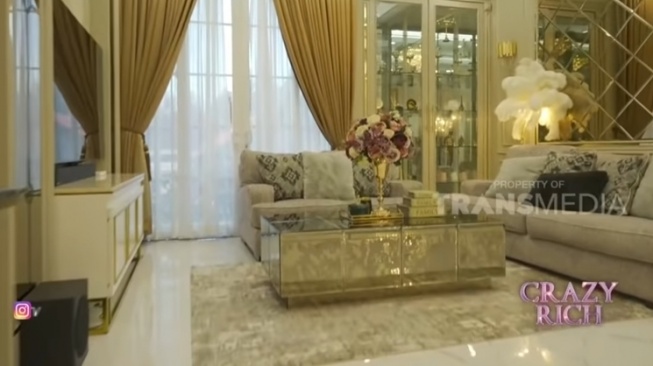 Potret Rumah Crazy Rich Aceh (YouTube Trans TV Official)