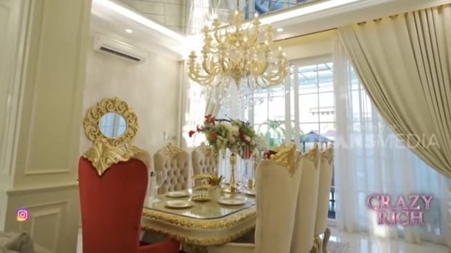 Potret Rumah Crazy Rich Aceh (YouTube Trans TV Official)