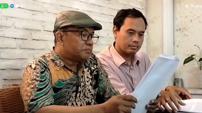 Dorong Gibran Capres, Dua Mahasiswa Solo Kembali Desak MK Segera Gelar Sidang Uji Materi UU Pilpres