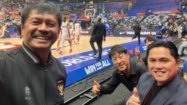 Shin Tae-yong Lampiaskan Stres di Sepak Bola dengan Nonton Piala Dunia Basket 2023