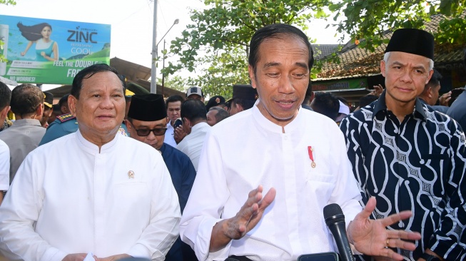 Survei Capres LSI Denny JA: Prabowo Unggul Tipis Dari Ganjar, Anies Tertinggal Jauh