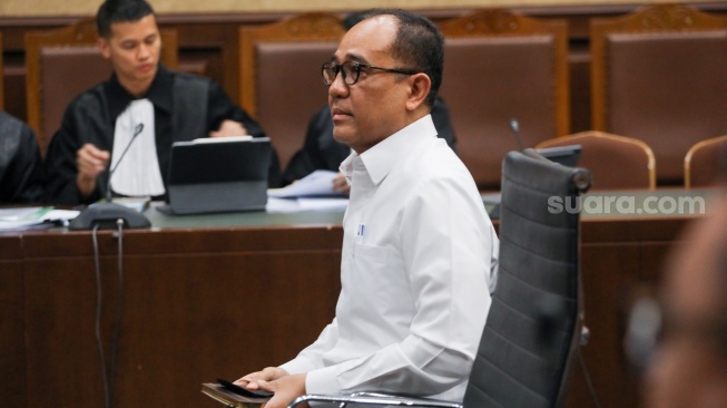 ART Rafael Alun Trisambodo Terciduk Colong Segepok Duit Majikan, Auto Riuh: Dari Rakyat untuk Rakyat