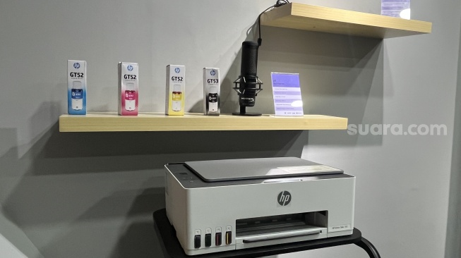 HP Indonesia meluncurkan printer terbarunya di Jakarta, Kamis (31/8/2023).