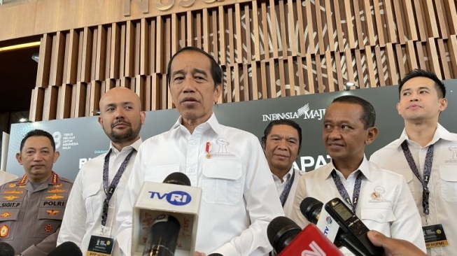 Reaksi Jokowi Saat Ditanya Soal Paspampres Terlibat Penculikan Warga Sipil hingga Tewas