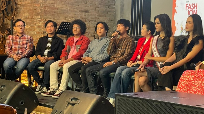 Konferensi pers Indopop Movement Volume 3 yang berlangsung di kawasan Kuningan, Jakarta Selatan, Kamis (31/8/2023). Hadir di acara tersebut seperti Fitri Carlina, D'Masiv, dan lainnya. [dokumentasi Indopop Movement]