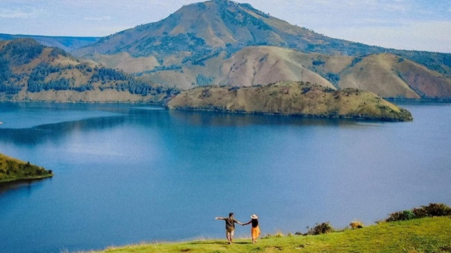 4 Destinasi Wisata Sekitar Danau Toba, Tawarkan Pesona Alam yang Eksotis