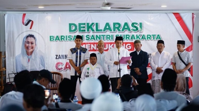 Dinilai Sosok Perempuan Cerdas, Barisan Santri Surakarta Usung Yenny Wahid Sebagai Cawapres