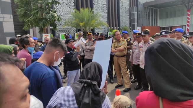 Tuntutan Musda Dewan Kesenian Tak Digubris Gubernur, Seniman Gelar Demo Lagi