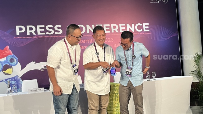 Telkom resmi menggelar BATIC 2023, konferensi telekomunikasi internasional terbesar di Indonesia yang bertempat di Bali, Selasa (5/9/2023). [Suara.com/Dicky Prastya]