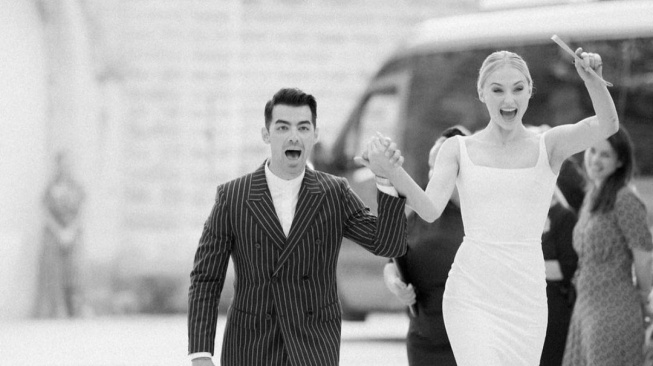 Perjalanan Cinta Joe Jonas dan Sophie Turner (Instagram/@sophiet)