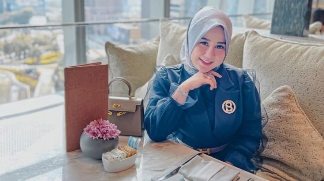 Shara Ismira, Seleb TikTok yang Hobi Bikin Gift hingga Dijuluki Sultan