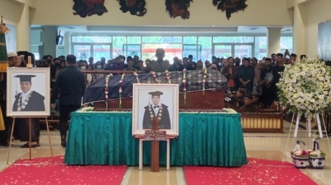 Wafat di Usia 54 Tahun, Separuh Hidup Timbul Raharjo hanya untuk ISI Yogyakarta