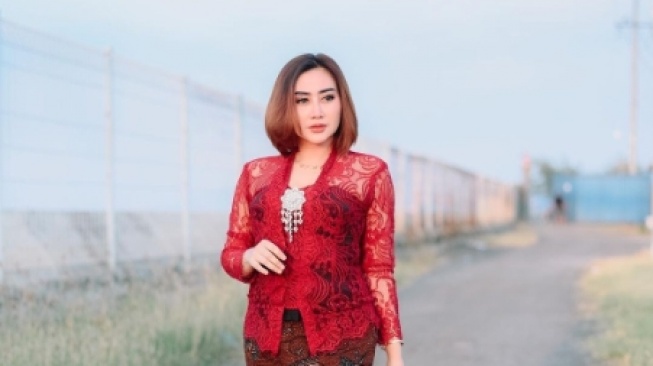 Seleb TikTok Probolinggo Luluk Nuril (Instagram/@luluknurilreal)