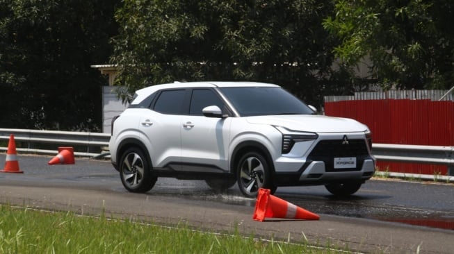 Begini Cara Kerja Mode Berkendara pada Mitsubishi XForce