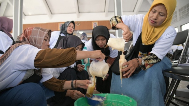 Gapai 4,4 Juta Lapangan Kerja, Gerbong Pecinta Sandiuno Gelar Pelatihan Sabun Cuci Piring Hingga Literasi Keuangan