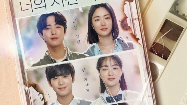 Potret Kang Hoon di A Time Called You (Instagram/@netflixkcontent)