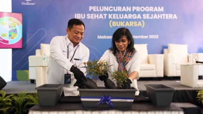 PNM dan Unilever Indonesia Luncurkan Program Bu Karsa, Edukasi PHBS untuk Nasabah Mekaar agar Lebih Berdaya