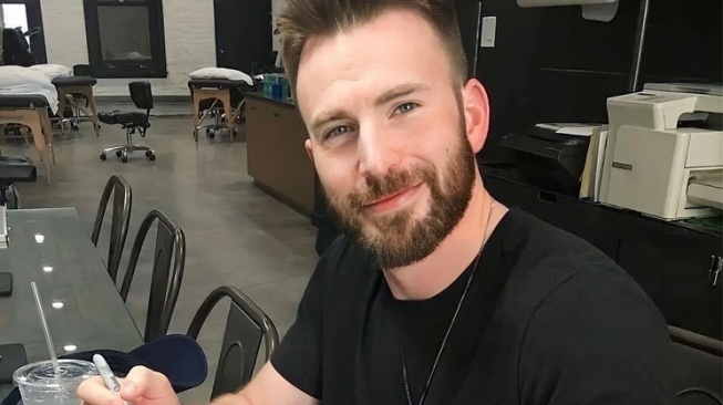 Profil Chris Evans (Instagram/@teamcevans)