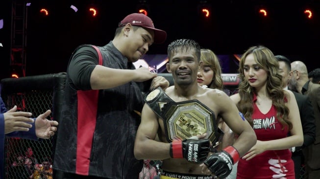 Menpora Dito: One Pride MMA Wadah Potensial Atlet Menuju Level Internasional