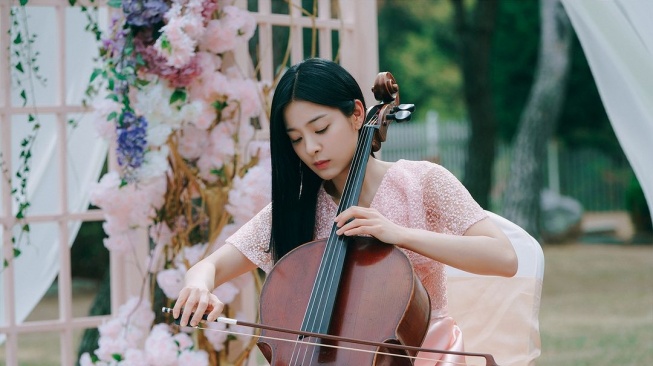 Pesona Seol In Ah di Twinkling Watermelon (Instagram/@tvn_drama)