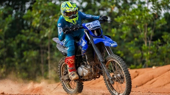 Shell bLU cRU Yamaha Enduro Challenge Hadir Meriah di Kalimantan, Perdana Digelar di Luar Jawa