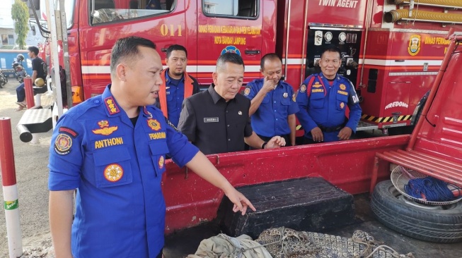 Buaya Muara Terjerat Jala Nelayan di Sukaraja