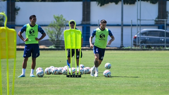 Live Streaming Persib Bandung vs Persikabo 1973, BRI Liga 1 Segera Berlangsung