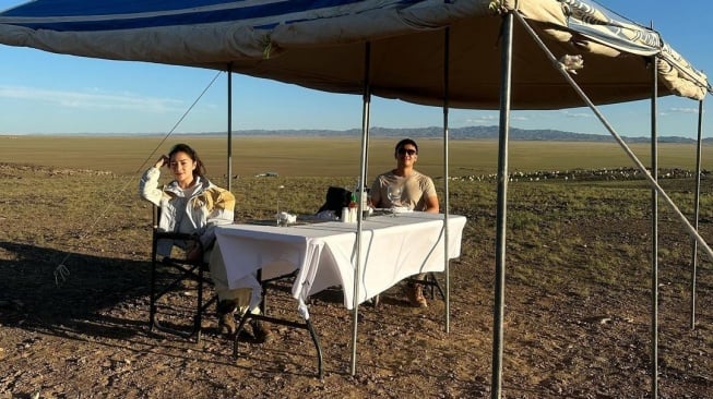 Liburan Nikita Willy di Gobi Desert. (Instagram/nikitawillyofficial94)