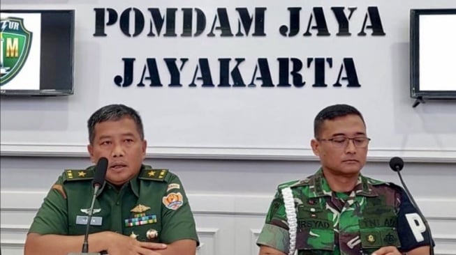 Tak Terima Orang Tua Dipalak Preman, Belasan Prajurit TNI Diperiksa Usai Aniaya Empat Orang di Polres Jakpus