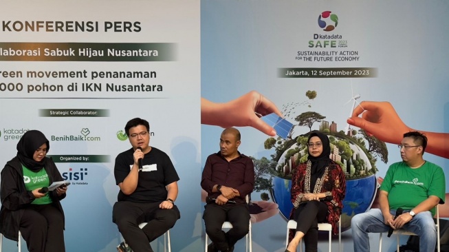 Gerakan Green Movement Sabuk Hijau Nusantara Tanam 10 Ribu Pohon di IKN