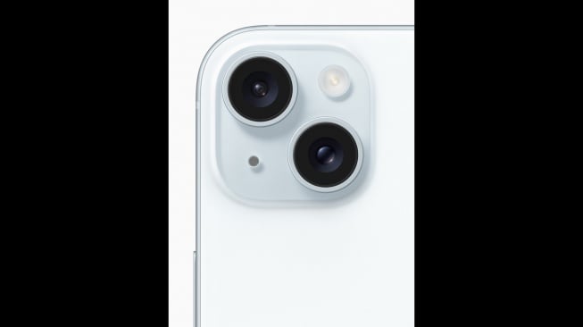 Susunan kamera belakang 48MP dan 12MP di iPhone 15 dan iPhone 15 Plus yang resmi diluncurkan Apple pada 12 September 2023. [Apple.com]