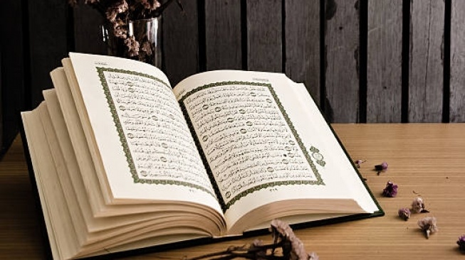 Bacaan Surat Al Kahfi Lengkap Ayat 1-110 Arab, Latin dan Artinya