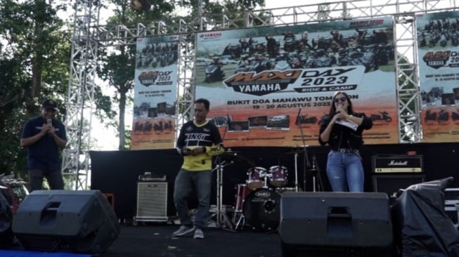 Kegiatan Maxi Yamaha Day 2023 Sulut diisi antara lain  kompetisi antarkomunitas, kontes modifikasi, free check disertai diskon servis dan pembelian apparel atau sparepart, hingga hiburan musik yang dibawakan artis nasional dan lokal di panggung [PT YIMM].