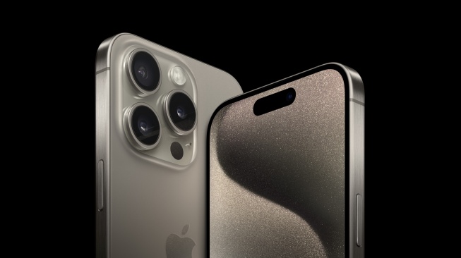 Spesifikasi iPhone 15 Pro lalu iPhone 15 Pro Max yang dimaksud resmi dirilis Apple pada 12 September 2023. [Apple.com]
