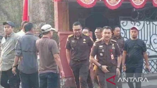 Ketua DPC PDI P Kabupaten Bekasi Dicekal Kejaksaan Buntut Kasus Dugaan Gratifikasi