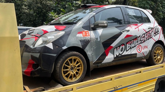 Dukung Sport Otomotif Indonesia, Tristar Transindo Berikan Layanan Mobil Gendong untuk Riverside Rally Team