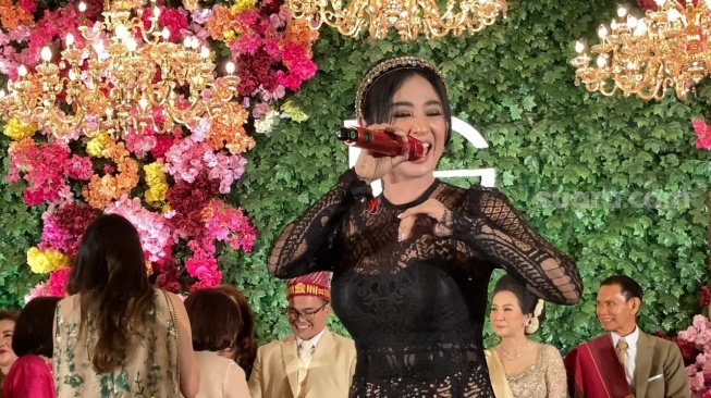 Duet Bareng Dewi Perssik Akui Aldi Taher Mantan Terindahnya