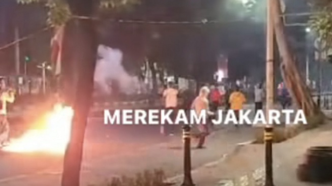 Polisi Dalami Penggunaan Bom Molotov Saat Tawuran Dekat Kantor Wali Kota Jaktim